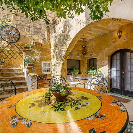 Cosy In Restored House Of Character