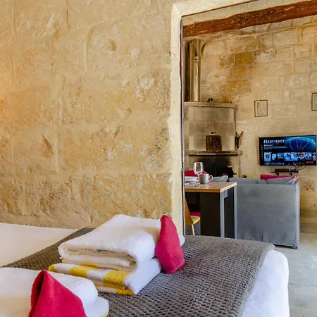 Cosy In Restored House Of Character Xewkija